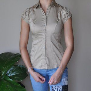 THE LIMITED Classic Tan Short Sleeve Shirt Size XS
